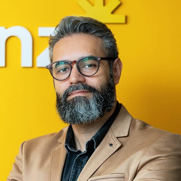 Thiago, Diretor na Sunz